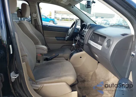 2014 Jeep Compass Sport из США, поврежденный, VIN 1C4NJCBBXED648738